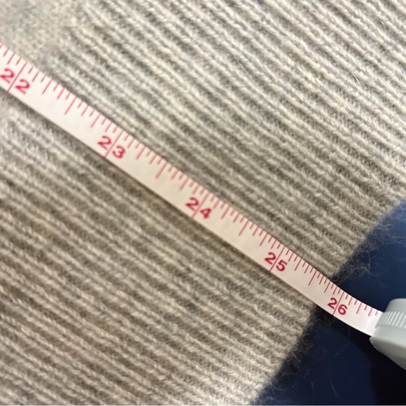 Aritzia Babaton hip length cardigan wool-cashmere blend, size Small, color grey - Picture 11 of 11